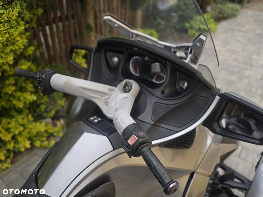 Can-Am Spyder - 7