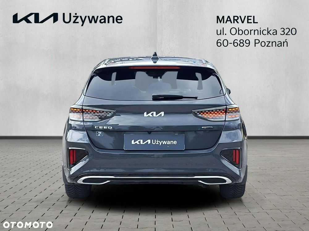 Kia Ceed - 5