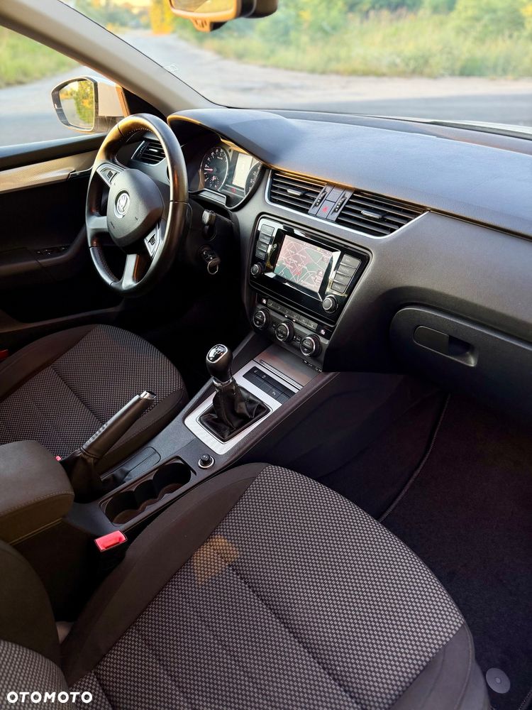 Skoda Octavia 1.6 TDI DPF Elegance - 11