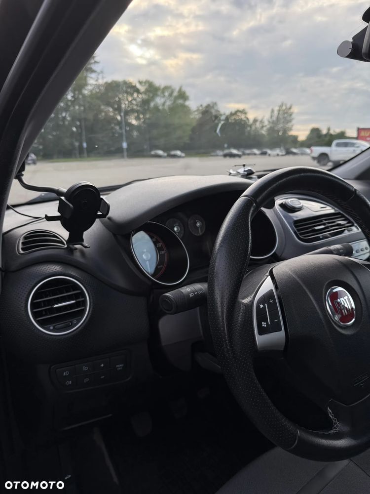Fiat Punto Evo - 11
