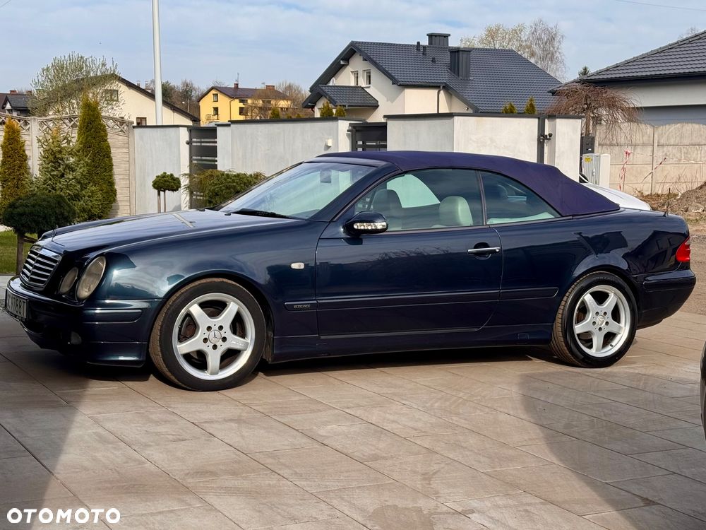 Mercedes-Benz CLK - 2