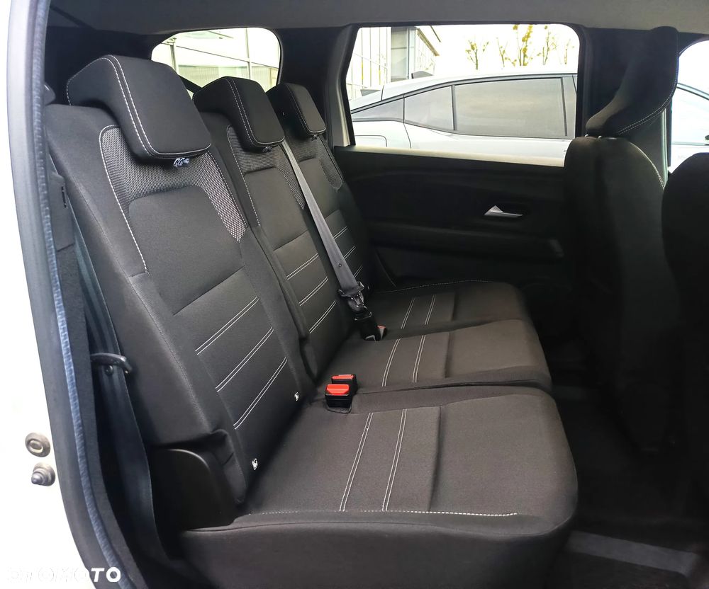 Dacia Jogger 1.0 TCe Expression 7os - 27