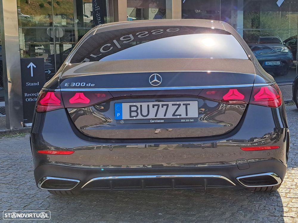 Mercedes-Benz E 300 de - 12