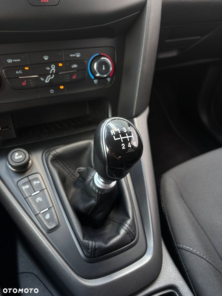 Ford Focus 1.5 TDCi SYNC Edition ASS - 22