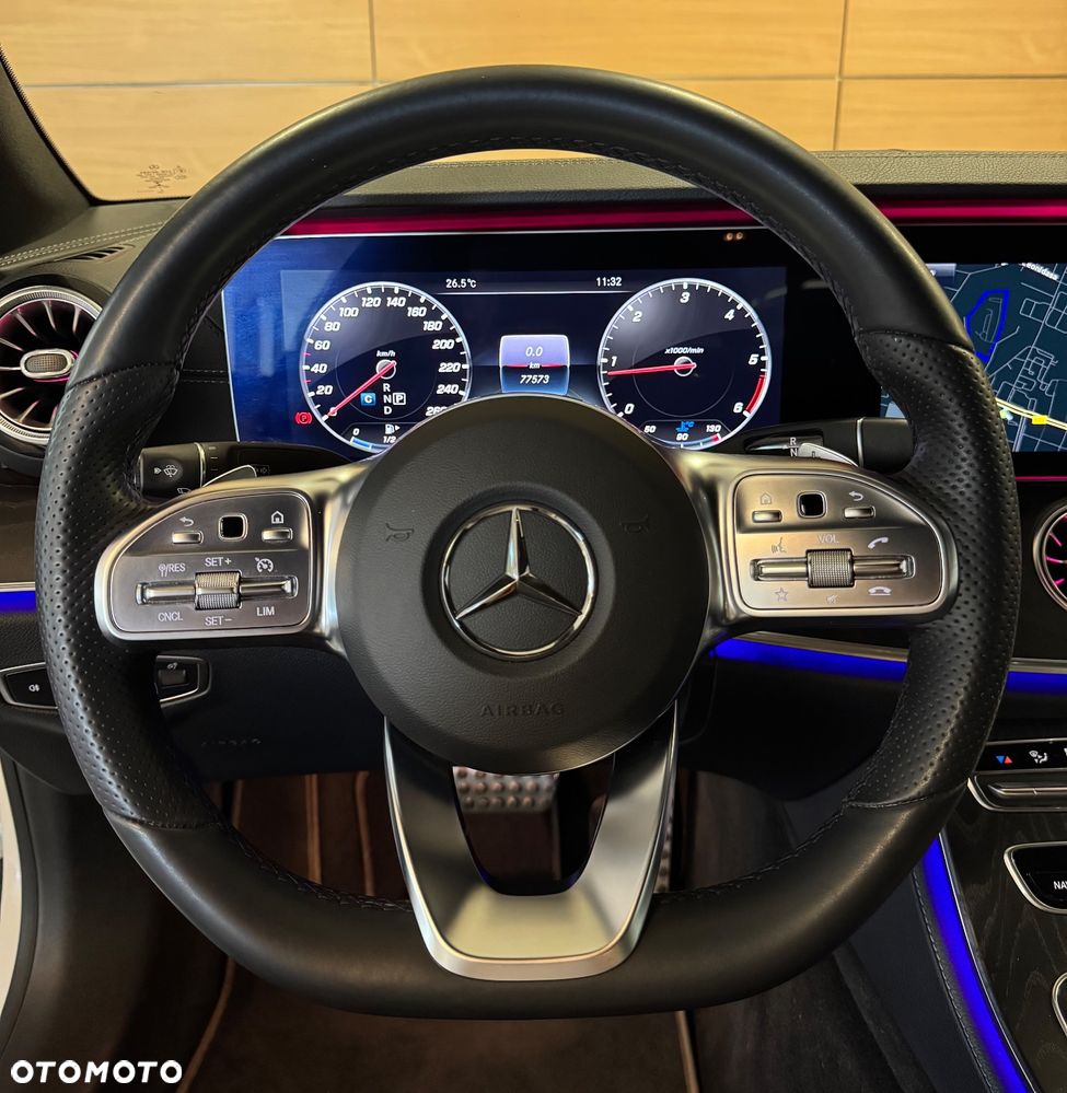 Mercedes-Benz Klasa E 220 d 4-Matic 9G-TRONIC - 15