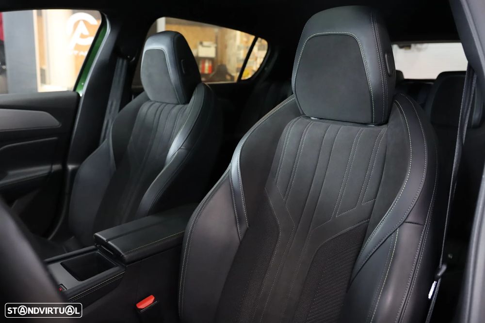 Peugeot 308 225 e-EAT8 GT - 18