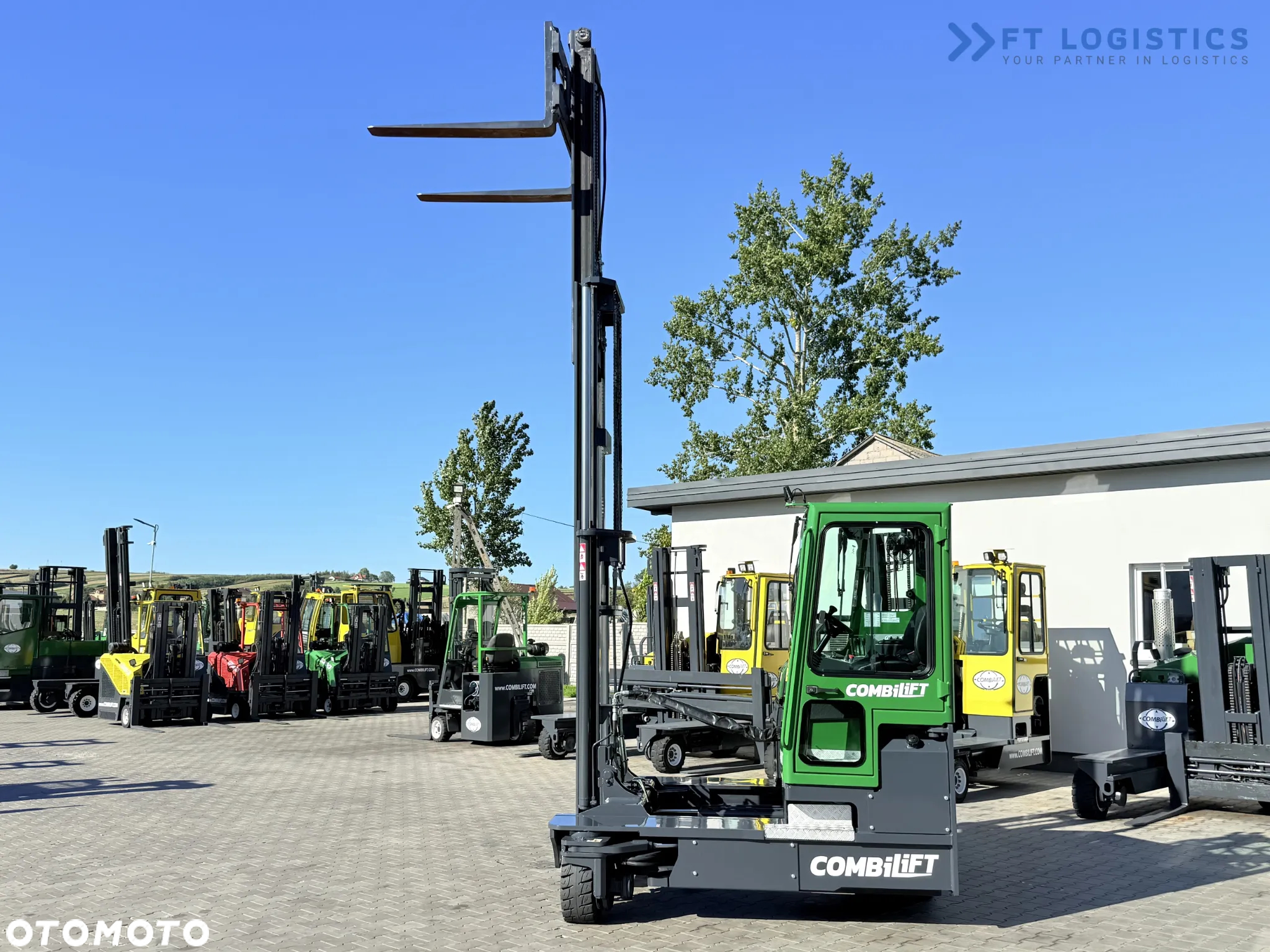 Combilift WÓZEK CZTEROKIERUNKOWY - WIELOKIERUNKOWY C4500 / DIESEL / TRIPLEX 4900MM /JEDYNE 4854 MOTOGODZIN /  POZYCJONER WIDEŁ / PEŁNA KABINA - OGRZEWANIE / STAN IDEALNY / Szeroka oferta wózków czterokierunkowych i bocznych, dopasowanych do różnorodnych potrzeb i zastosowań - 33