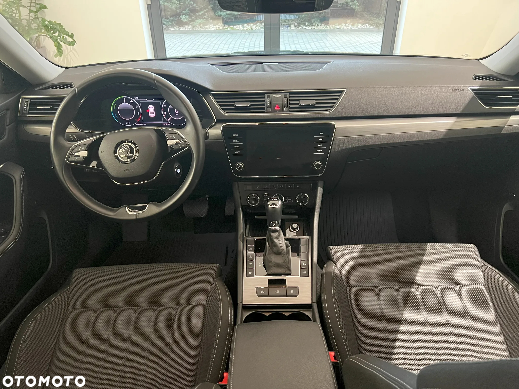 Skoda Superb 1.4 TSI Plug-In Hybrid Style DSG - 19