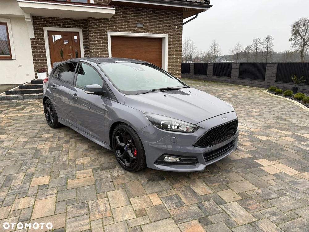 Ford Focus 2.0 TDCi ST-2 - 4