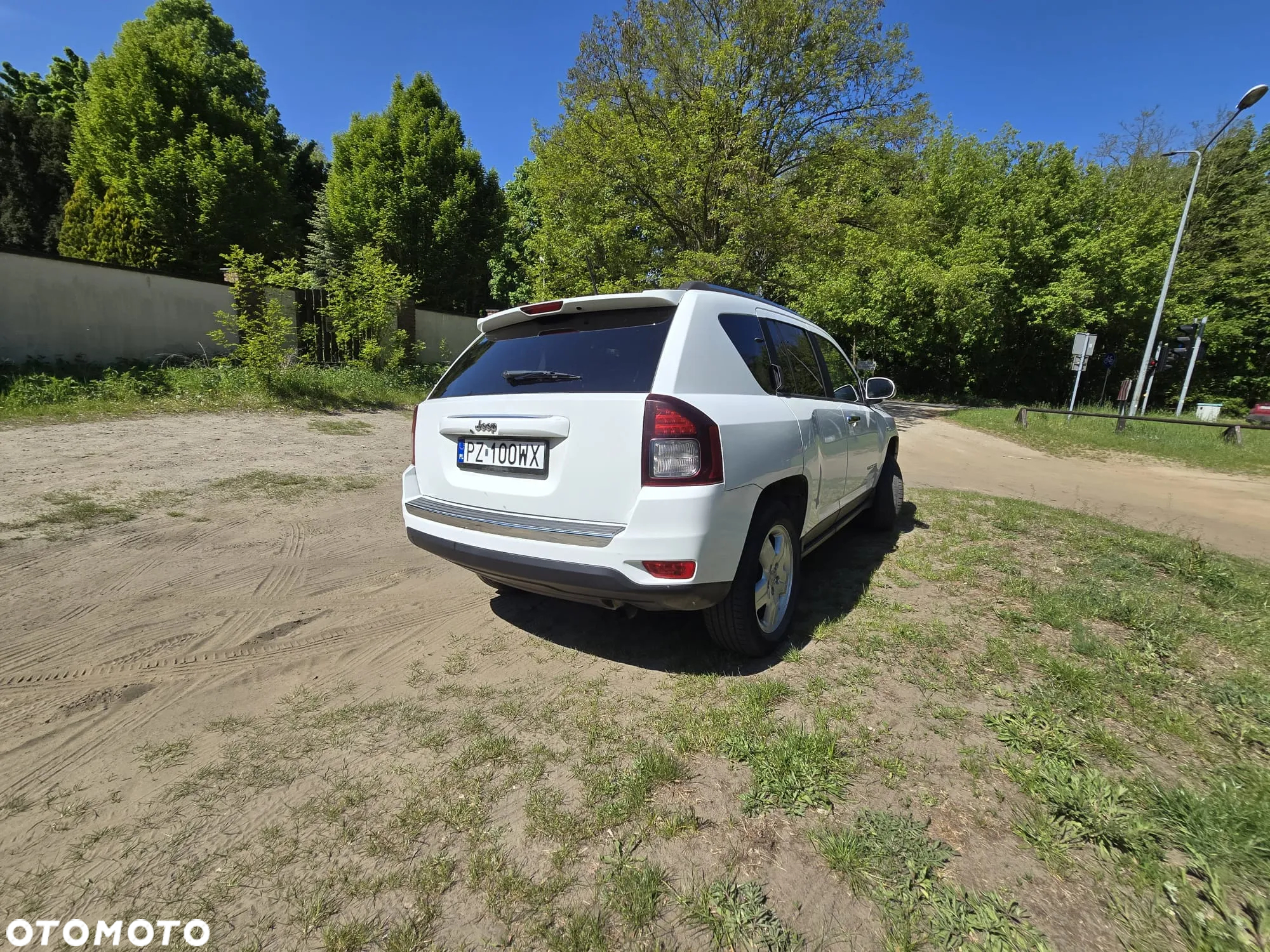 Jeep Compass 2.0 4x2 North - 23