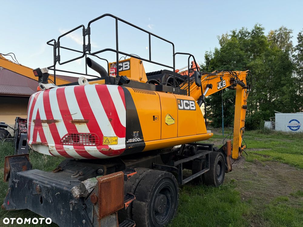 JCB Koparka Kołowa JS 220 w uszkodzona - 8