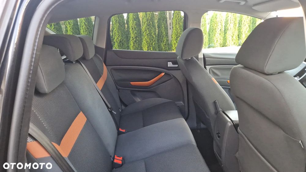 Ford Kuga 2.0 TDCi Titanium - 14