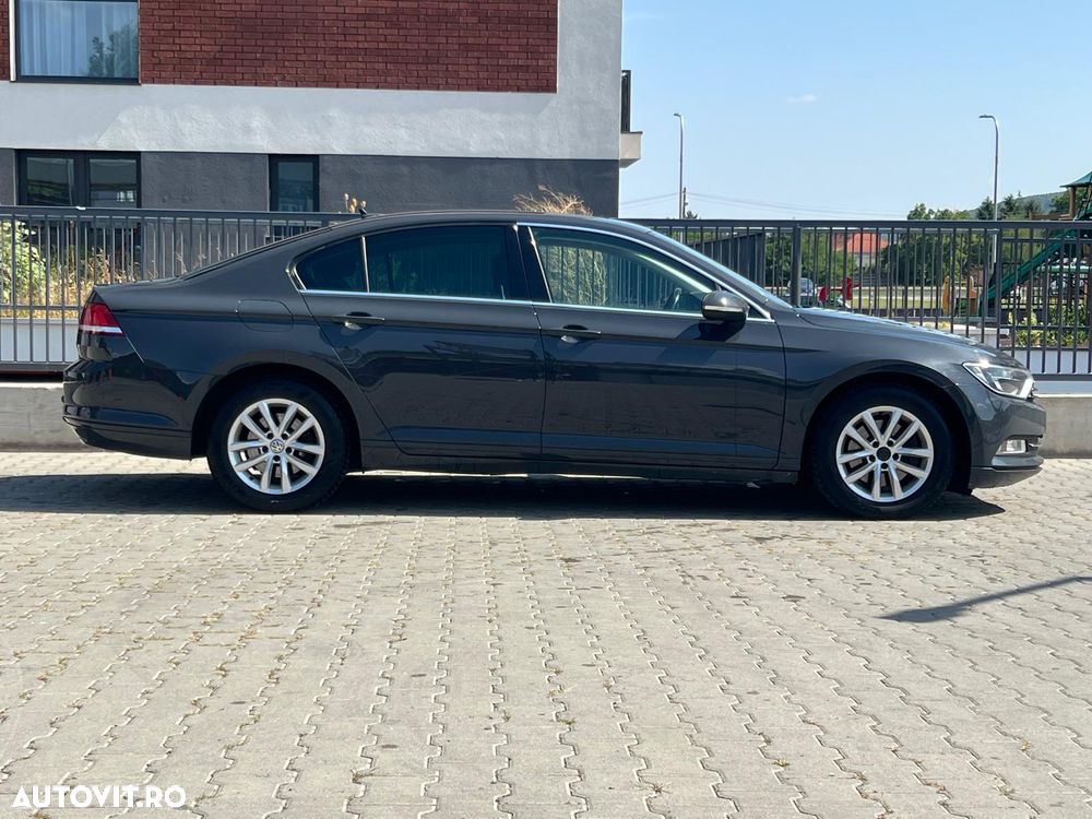 Volkswagen Passat 2.0 TDI Comfortline - 7