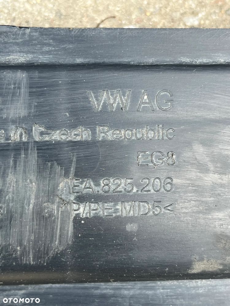 AUDI Q4 E TRON  OSŁONA POZDWOZIA OSŁONA SILNIKA OSŁONA ZDERZAKA TYŁ 89A825213 B 1EA825202A 1EA825201A 89A825211 89A825212 1EA825205 1EA825206 1EA825921C CENY W OPISIE - 2