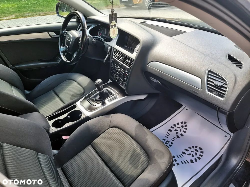 Audi A4 Avant 2.0 TDI Limited Edition - 7