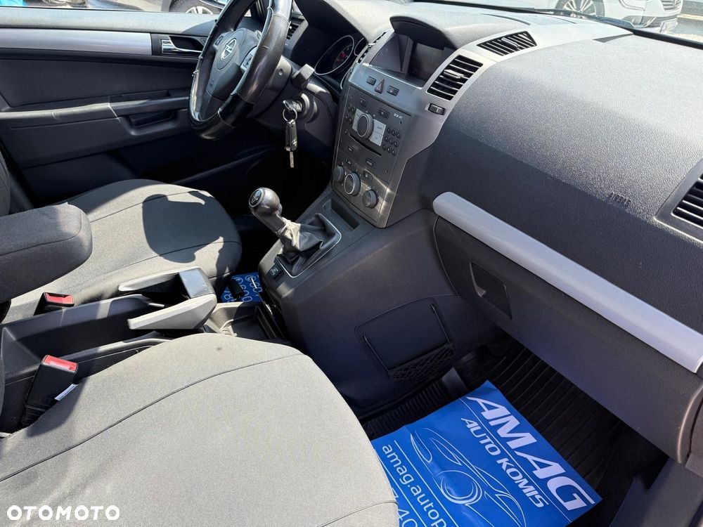 Opel Zafira 1.6 - 16