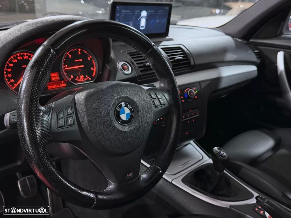 BMW 120 d — fotografia 11