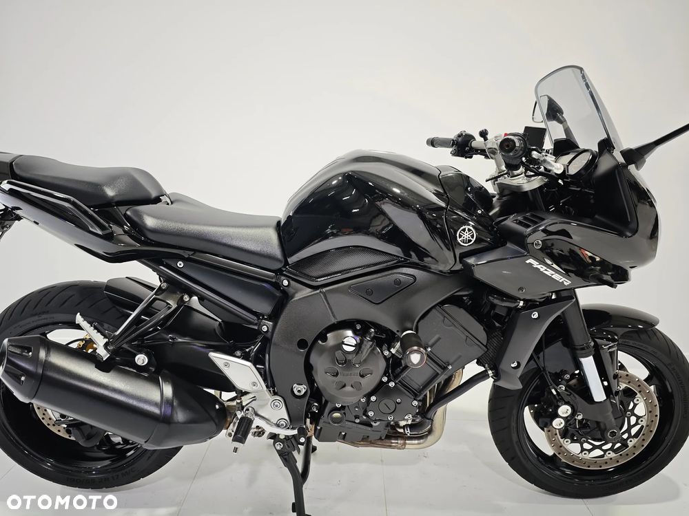 Yamaha FZ - 12
