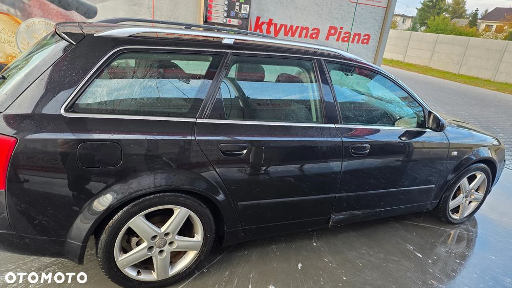 Audi A4 Avant 2004 photo 5