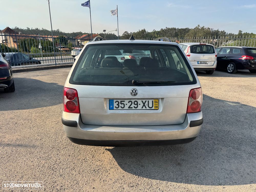VW Passat Variant 1.9 TDi Confortline 6V - 25