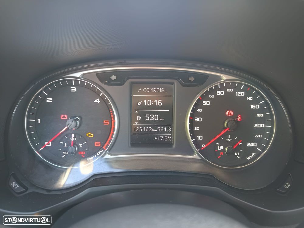 Audi A1 Sportback 1.6 TDI Advance - 13