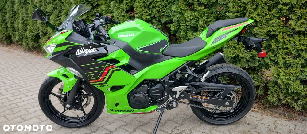 Kawasaki Ninja 400 - 10
