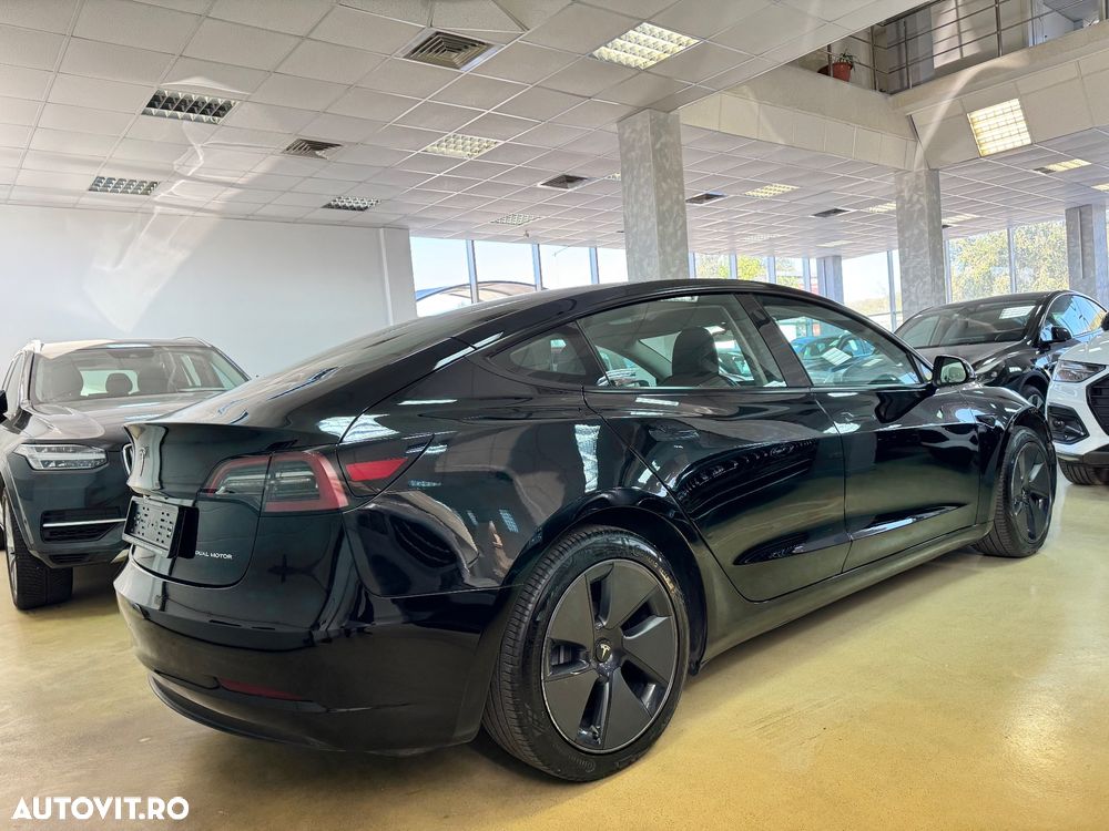 Tesla Model 3 Langstreckenbatterie Allradantrieb Dual Motor - 9