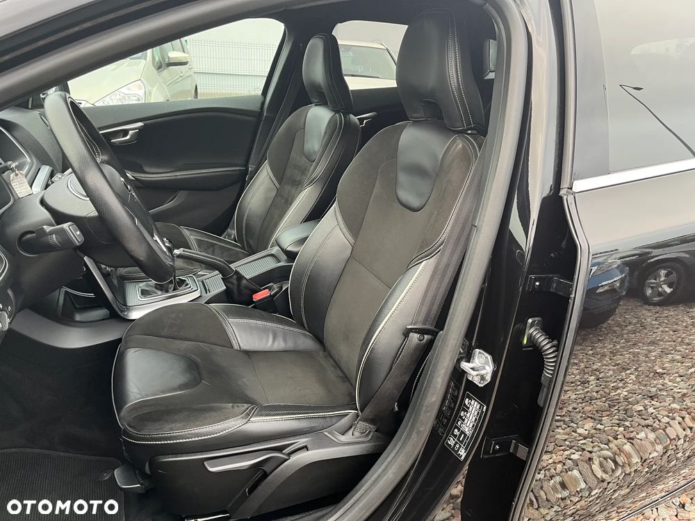 Volvo V40 - 18