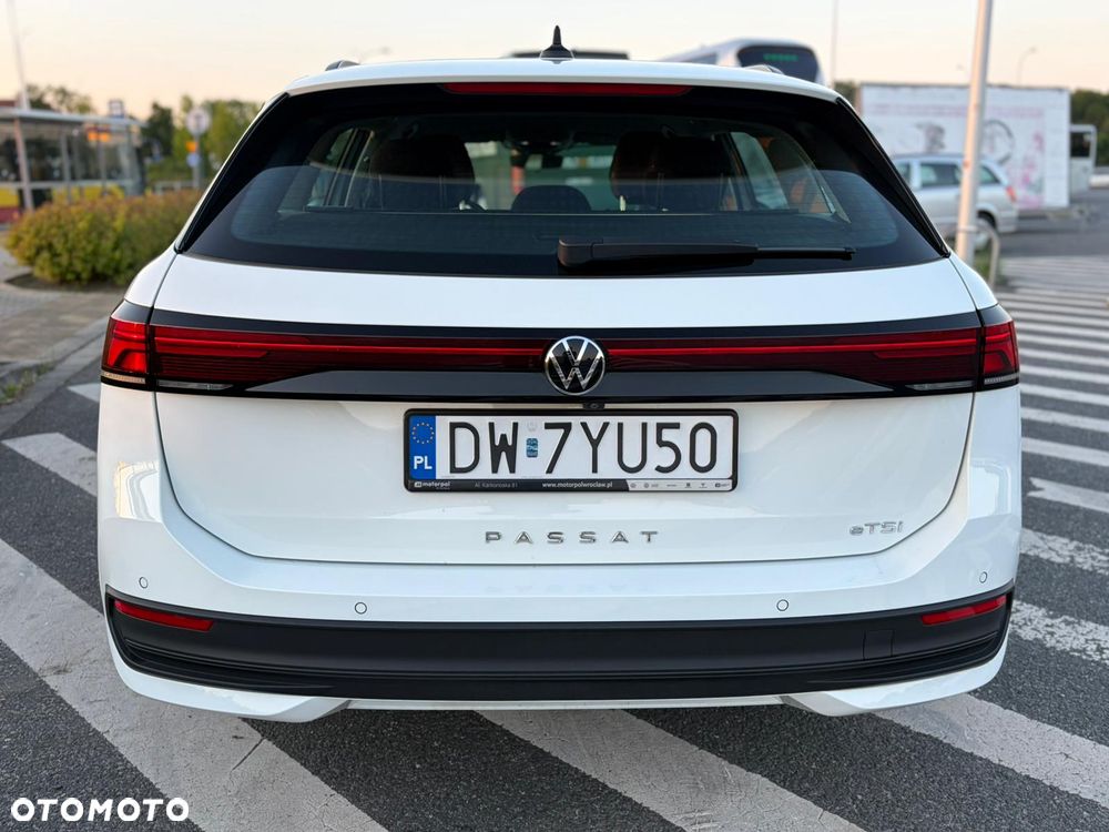 Volkswagen Passat - 6