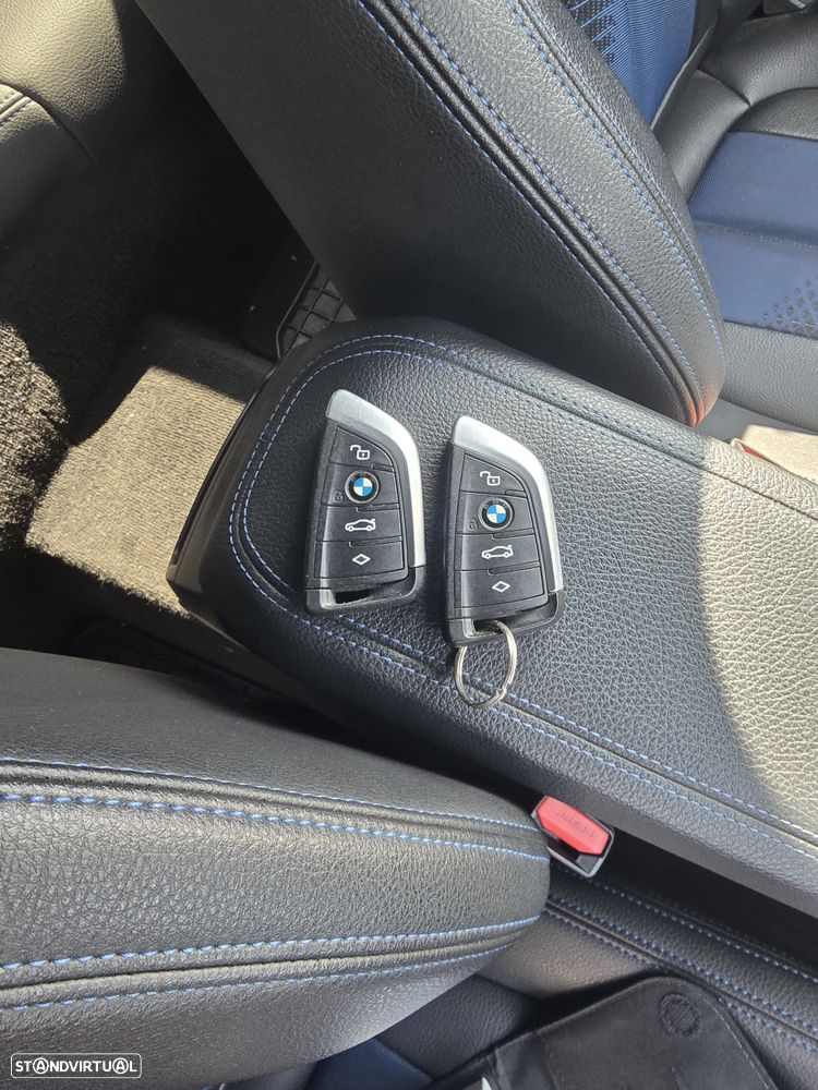 BMW 116 d Pack Desportivo M Auto - 15
