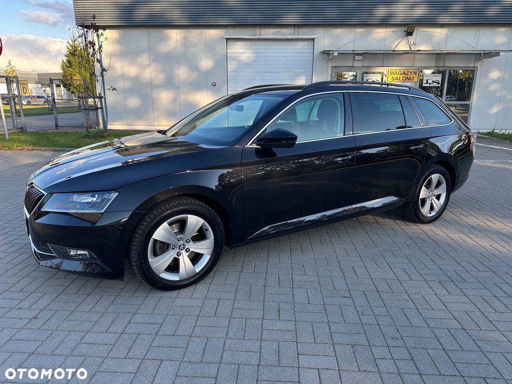 Skoda Superb 2.0 TDI DSG Ambition - 3
