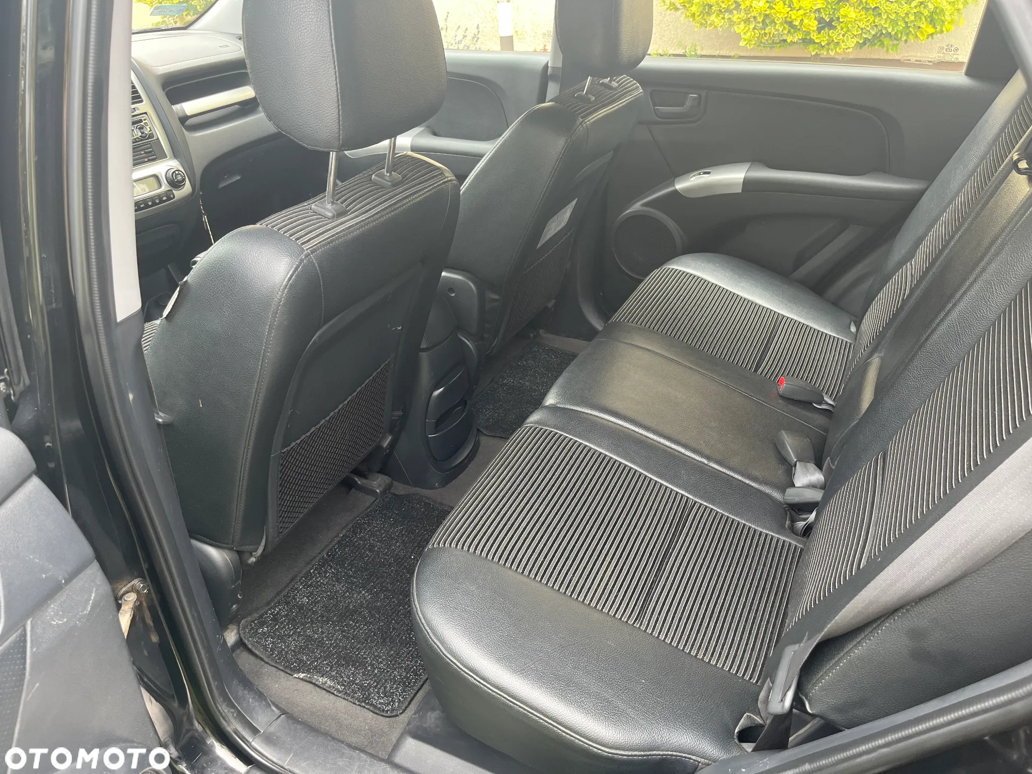 Kia Sportage 2.0 CRDi (lea kom) - 16