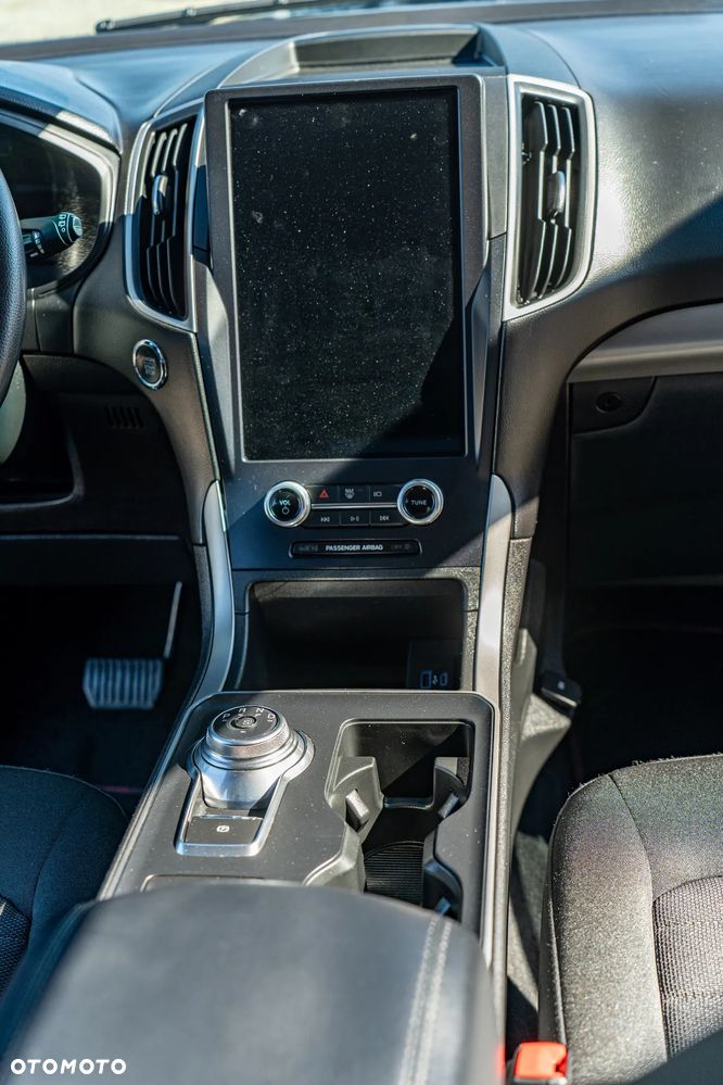 Ford Edge 2.0 EcoBlue Twin-Turbo 4WD Titanium - 28