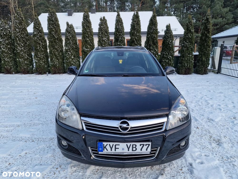 Opel Astra 1.6 Edition 111 Jahre - 1