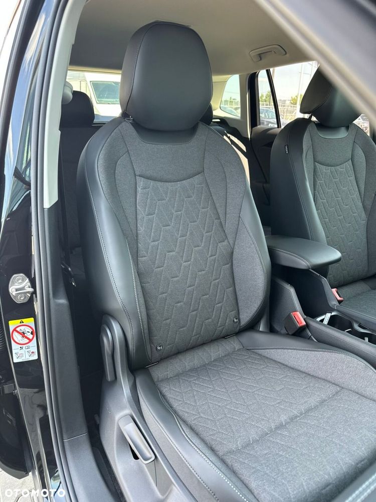 Volkswagen Tiguan - 21