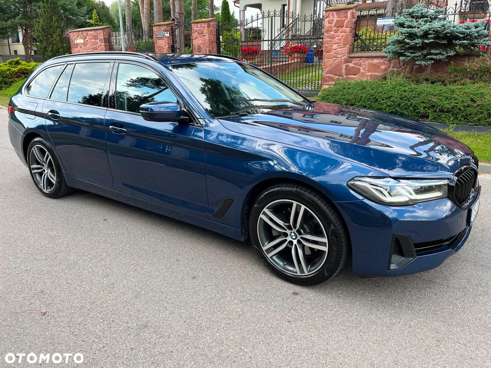 BMW Seria 5 520d M Sport - 10