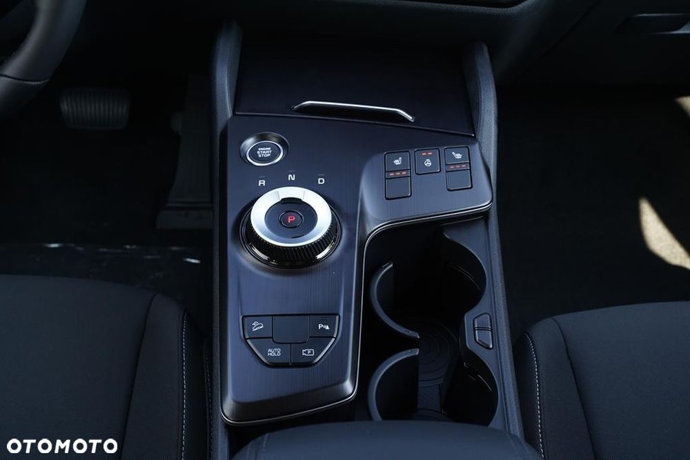 Kia Sportage 1.6 T-GDI HEV M 2WD - 24