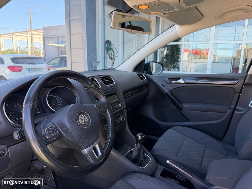 VW Golf 1.6 TDi Highline - 10