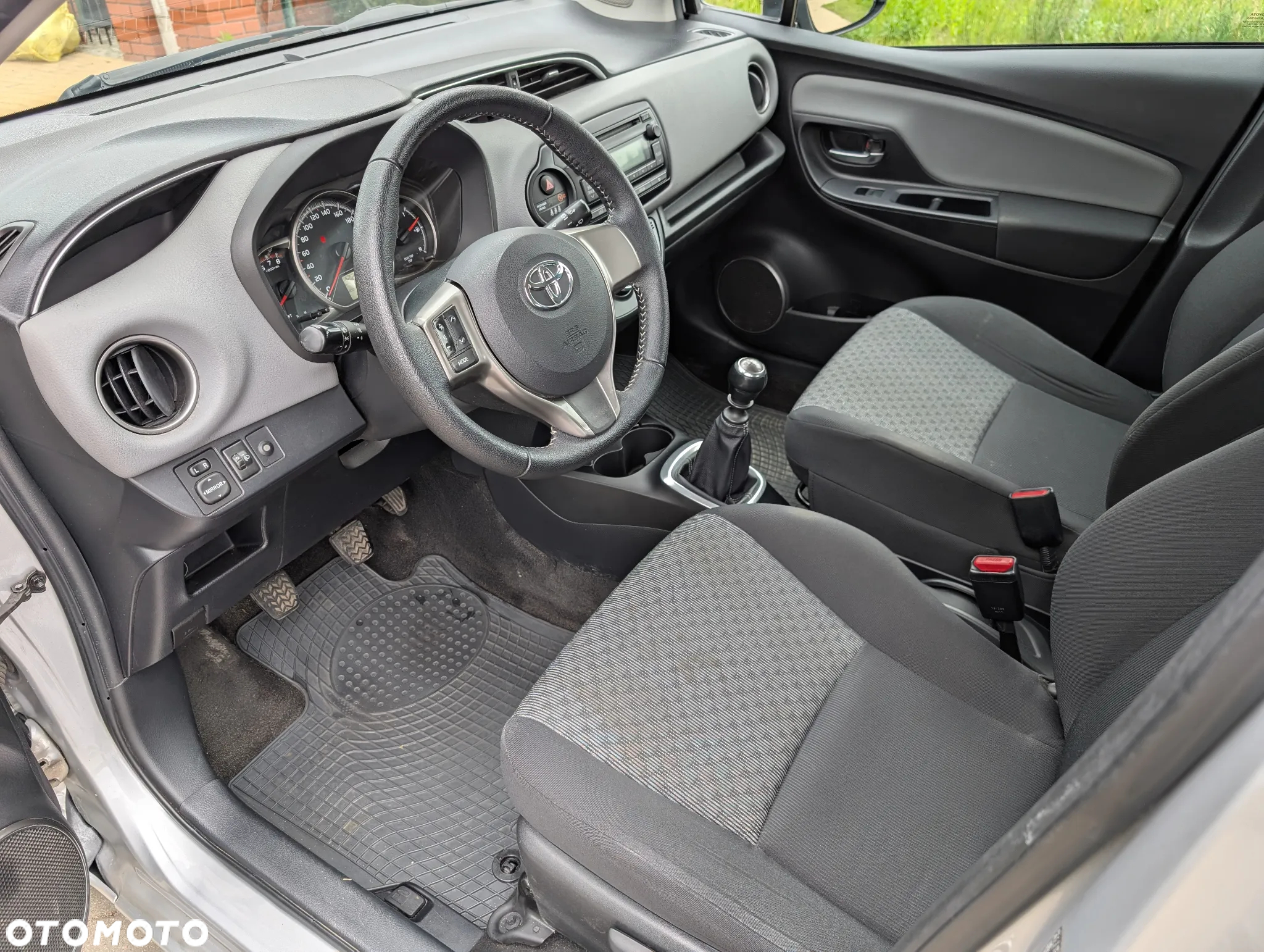 Toyota Yaris 1.33 Dynamic - 13