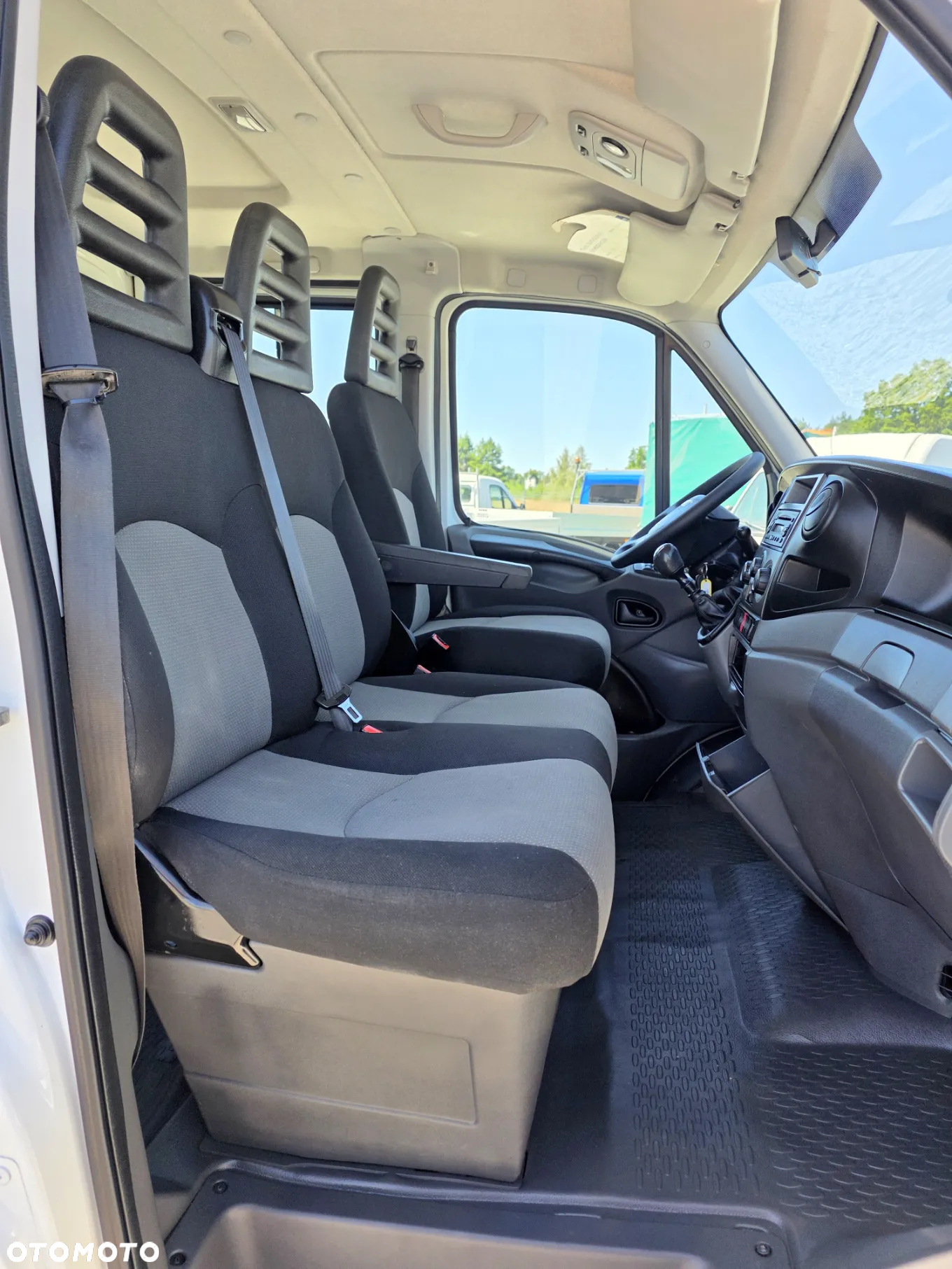 Iveco 35C13 2,3 HPI 130 KONNA DOKA BRYGADÓWKA 7 OSOBOWA 3,2M SKRZYNIA WEBASTO BLIŻNIAKI DO 3,5T GWARANCJA - 20