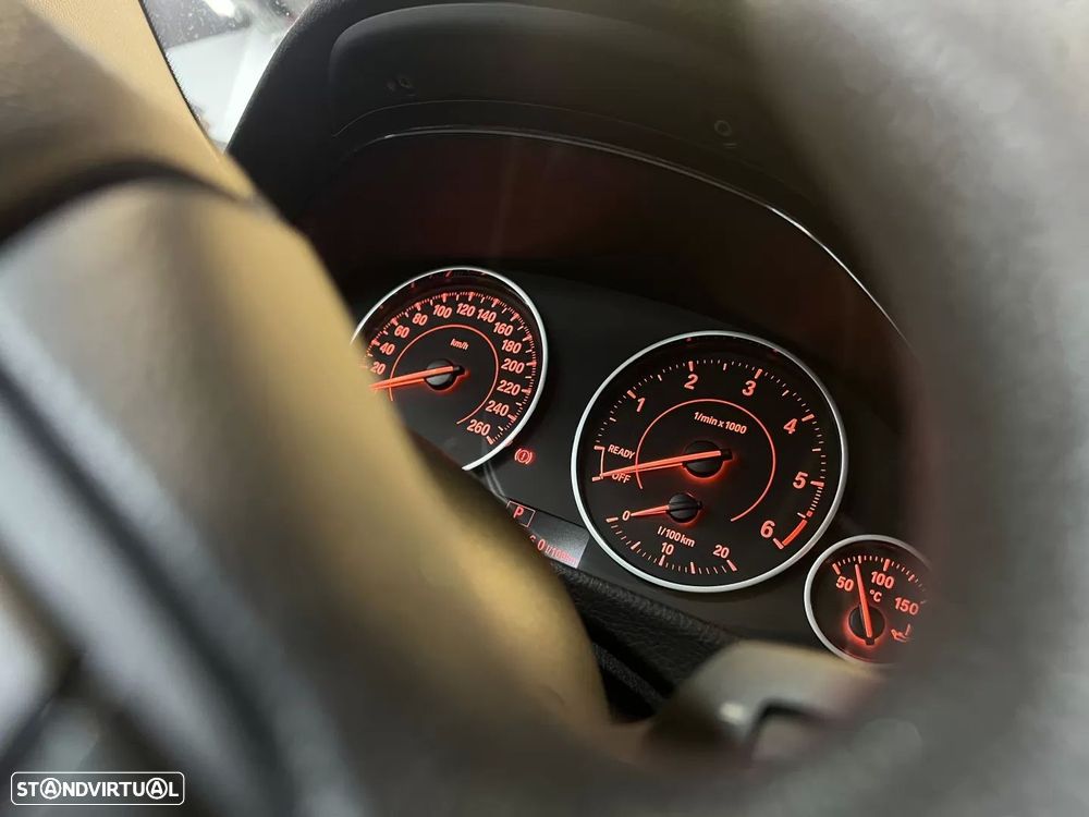 BMW 320 d Line Sport Auto - 24