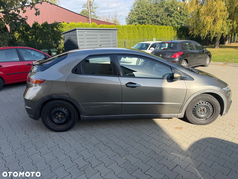 Honda Civic 2007 photo 3