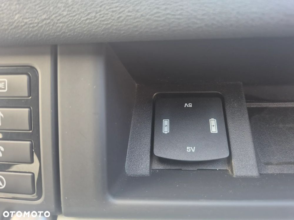 Land Rover Discovery Sport - 19