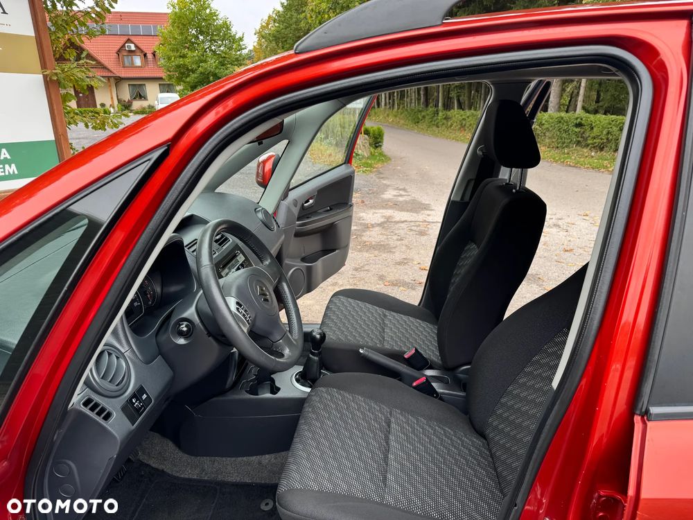 Suzuki SX4 1.6 VVT 4x2 Comfort - 12