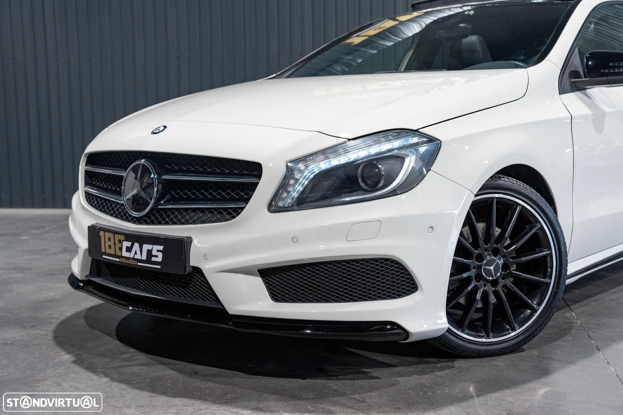 Mercedes-Benz A 180 7G-DCT AMG Line - 35