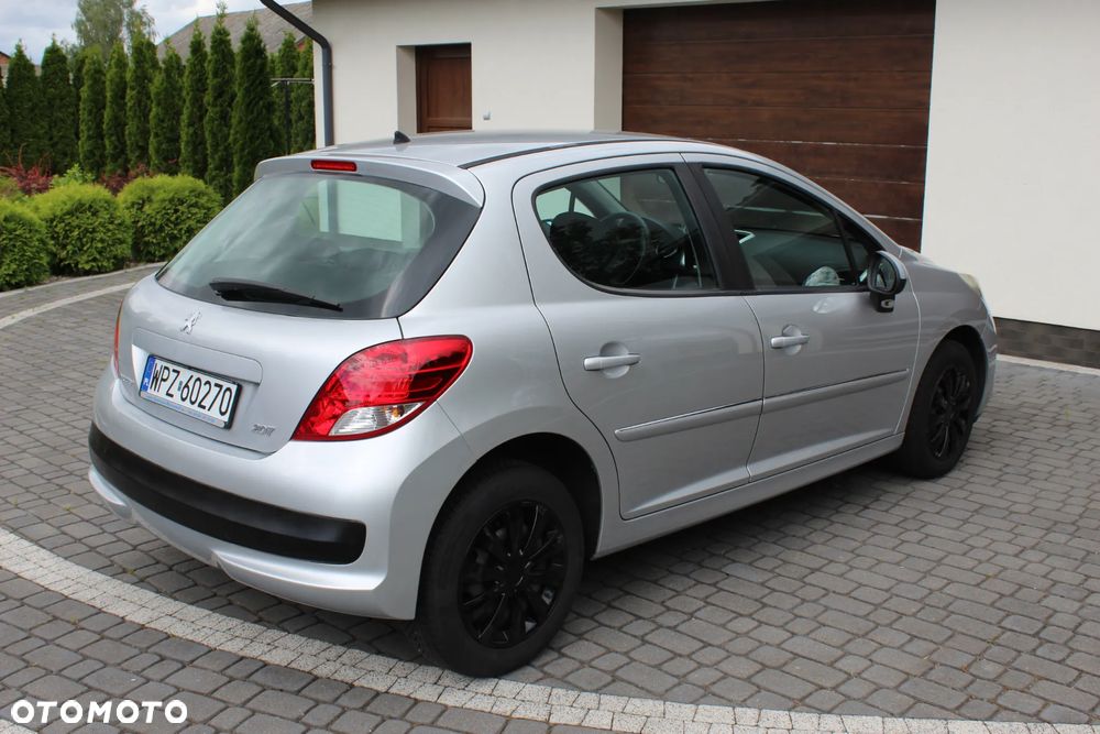 Peugeot 207 75 Tendance - 9