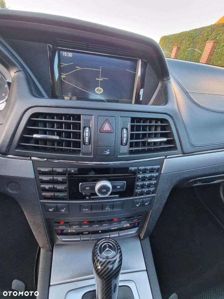 Mercedes-Benz Klasa E 350 CDI DPF Coupe BlueEFFICIENCY 7G-TRONIC Avantgarde - 19