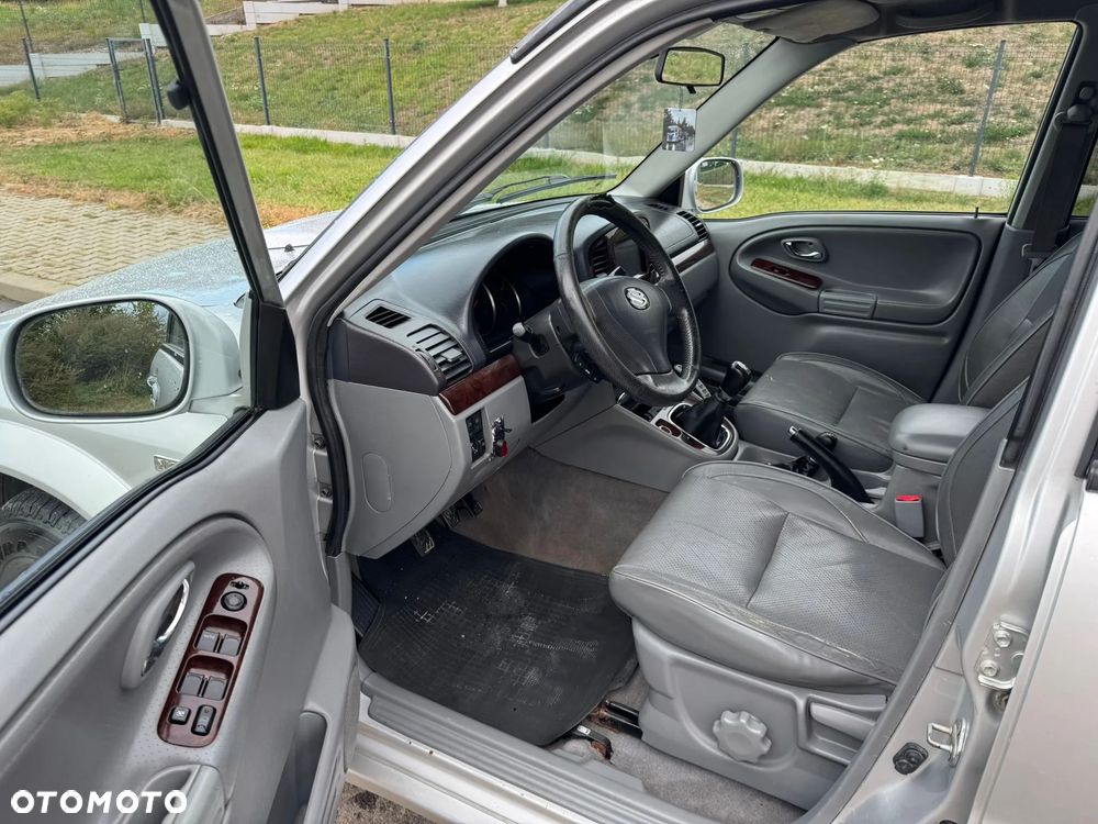 Suzuki Grand Vitara XL-7 2.0 TD Comfort - 13