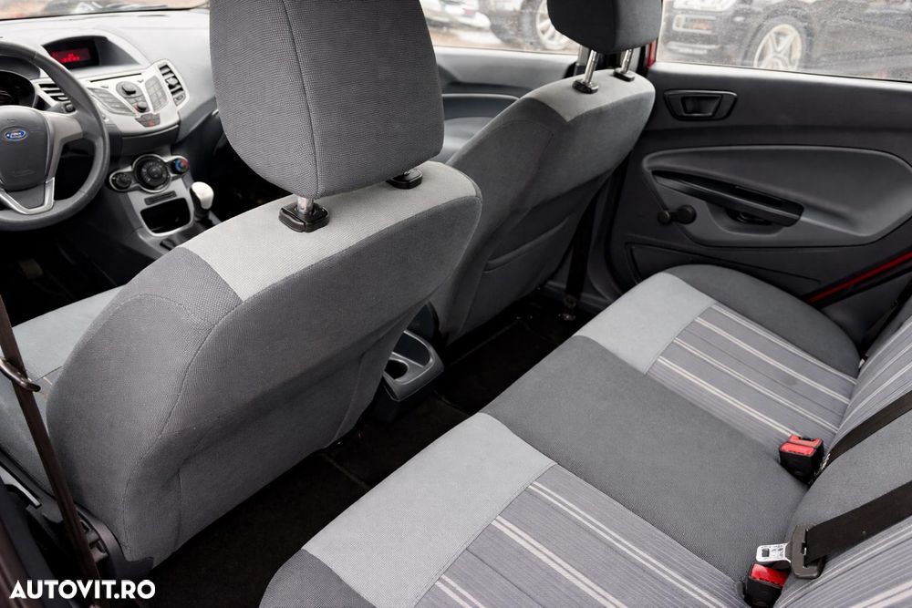 Ford Fiesta 1.25i Trend - 8