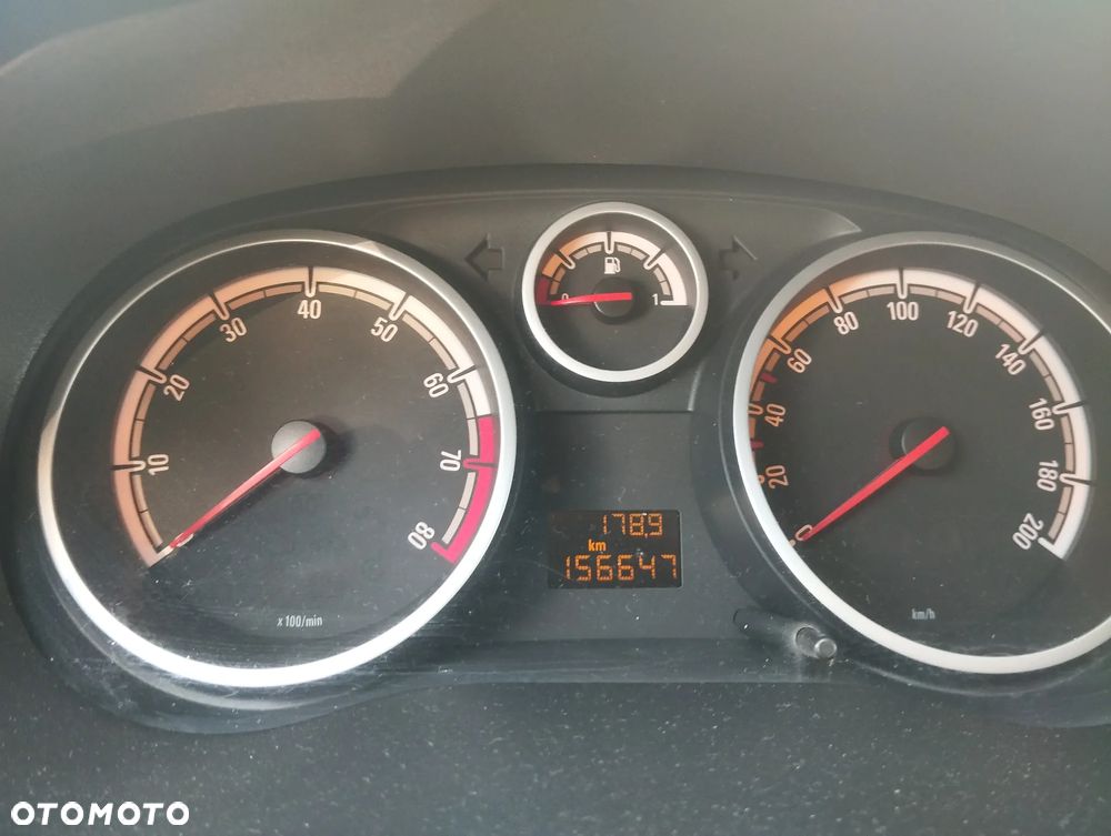 Opel Corsa - 14